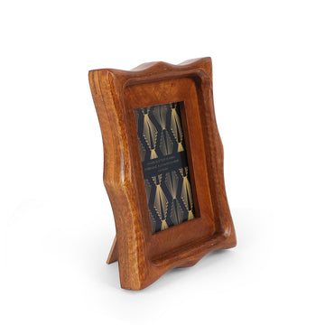 Handcrafted Chunky Rounded Wooden Photo Frame for Premium Table Décor