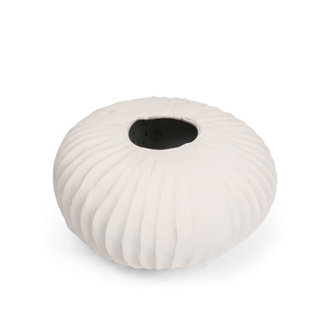 White Donut Vase (Low Round)